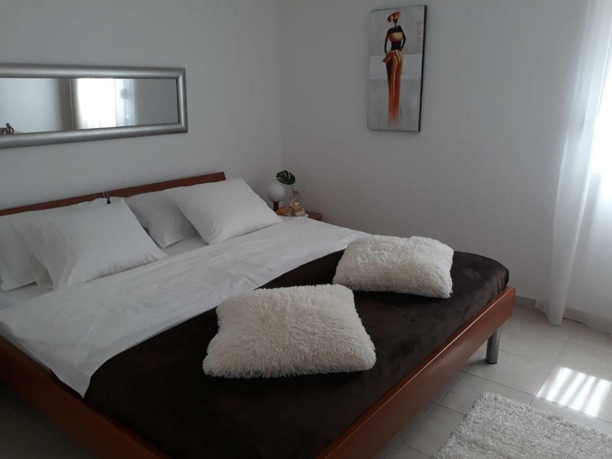 Holiday Home - Apartment Carmen 세비드 외부 사진