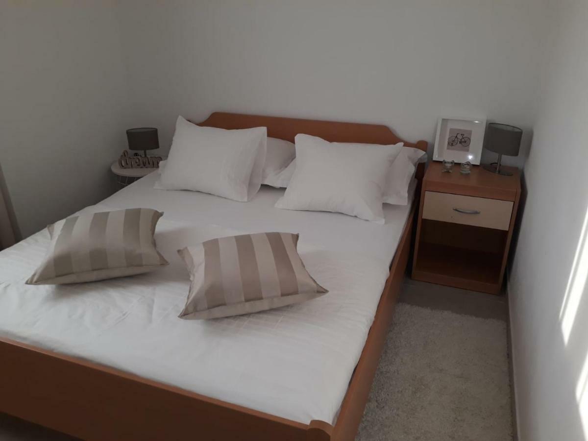 Holiday Home - Apartment Carmen 세비드 외부 사진